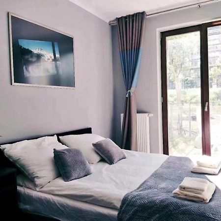Airport Comfy Guest Home Varsavia Esterno foto