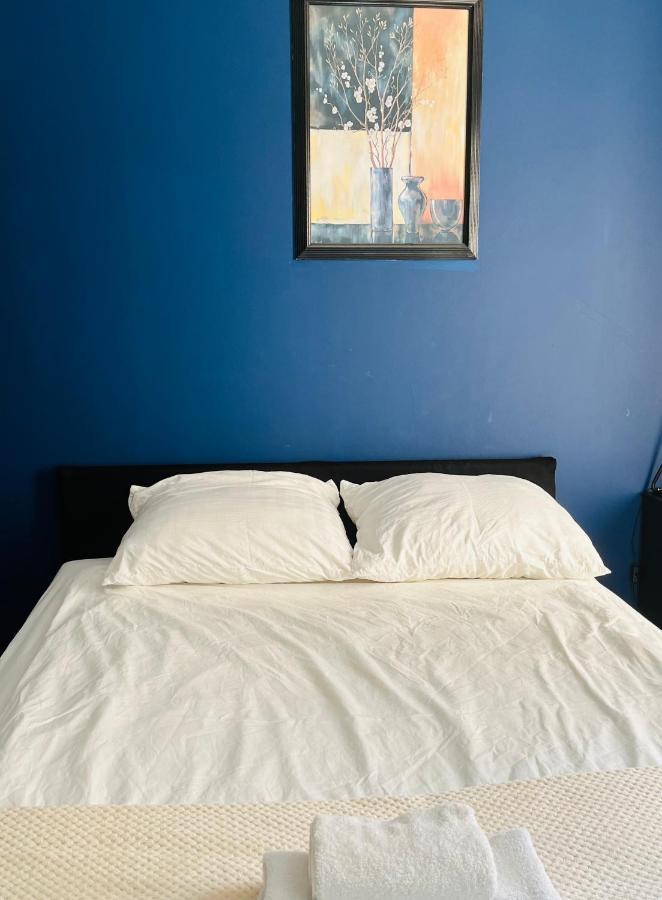 Airport Comfy Guest Home Varsavia Esterno foto